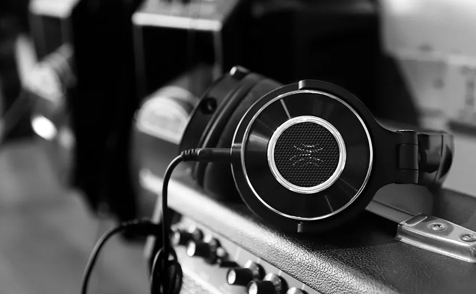 Auscultadores OneOdio Monitor 60 com fio, Hi-Fi, auscultadores profissionais de estúdio para DJ com driver de 50 mm, auscultadores estéreo sobre a orelha, cabo destacável e microfone