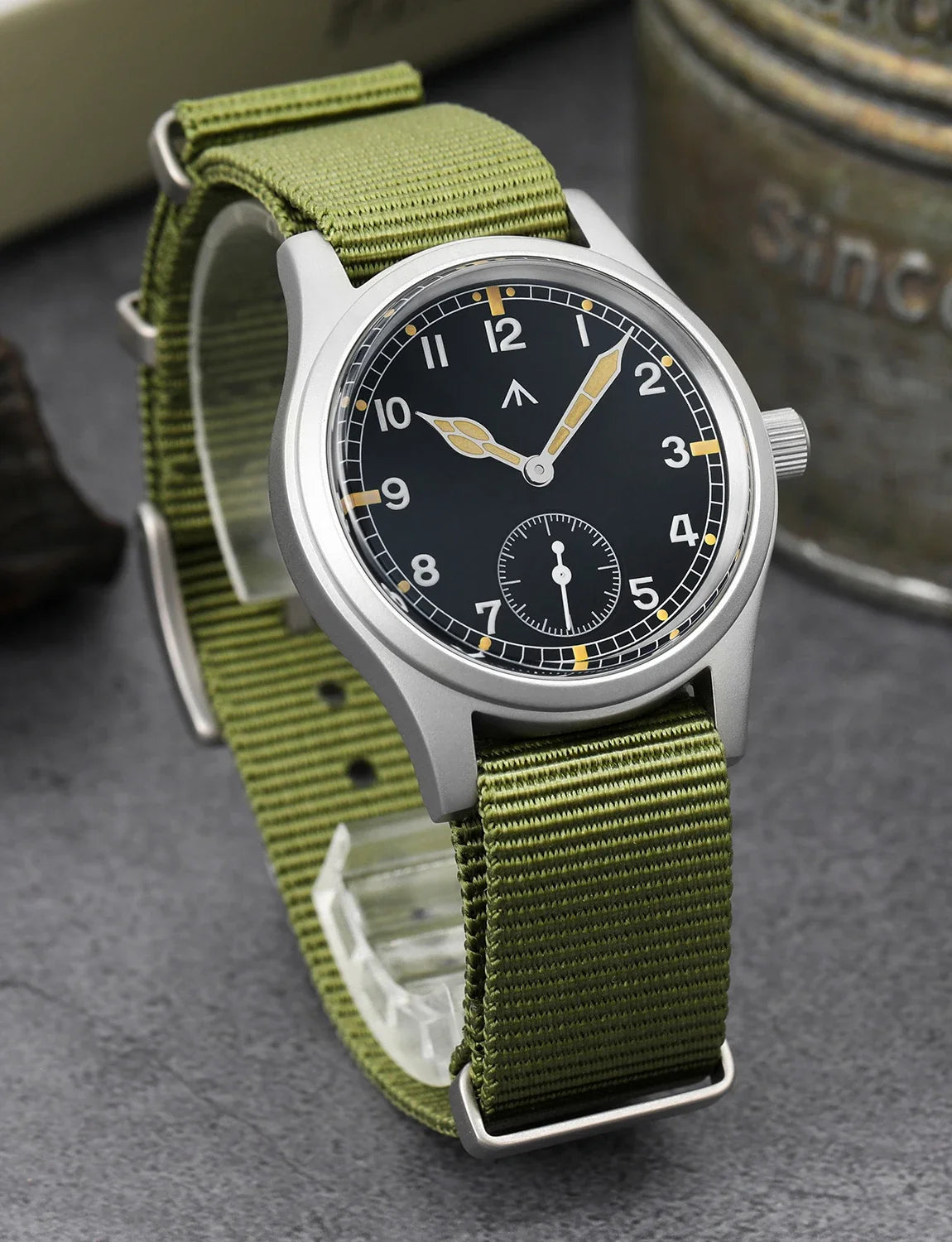 Militado D12 Quartz Watch Men VD78 Movement Domed Sapphire Crystal V2 Clear AR Coating Wristwatch 10Bar Water Resistance Watches