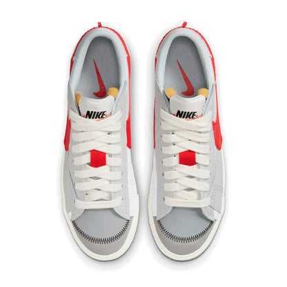 Nike Blazer Retro Casual Sneakers Classic Retro Design Comfortable Cushioning Versatile Styling Unisex Style DQ8769-100