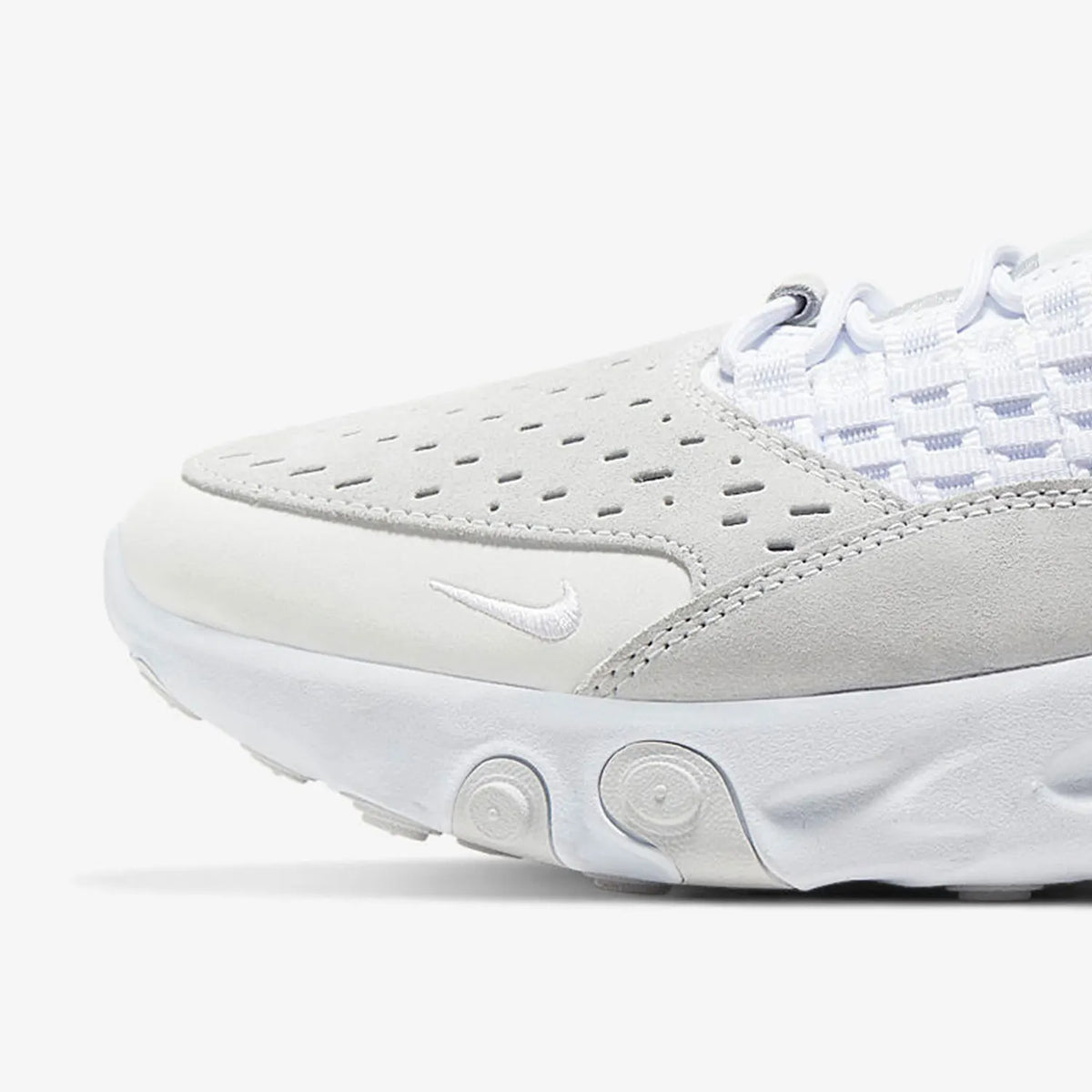 Nike Authentic React Sertu Men's Knit Running Shoes AT5301-100