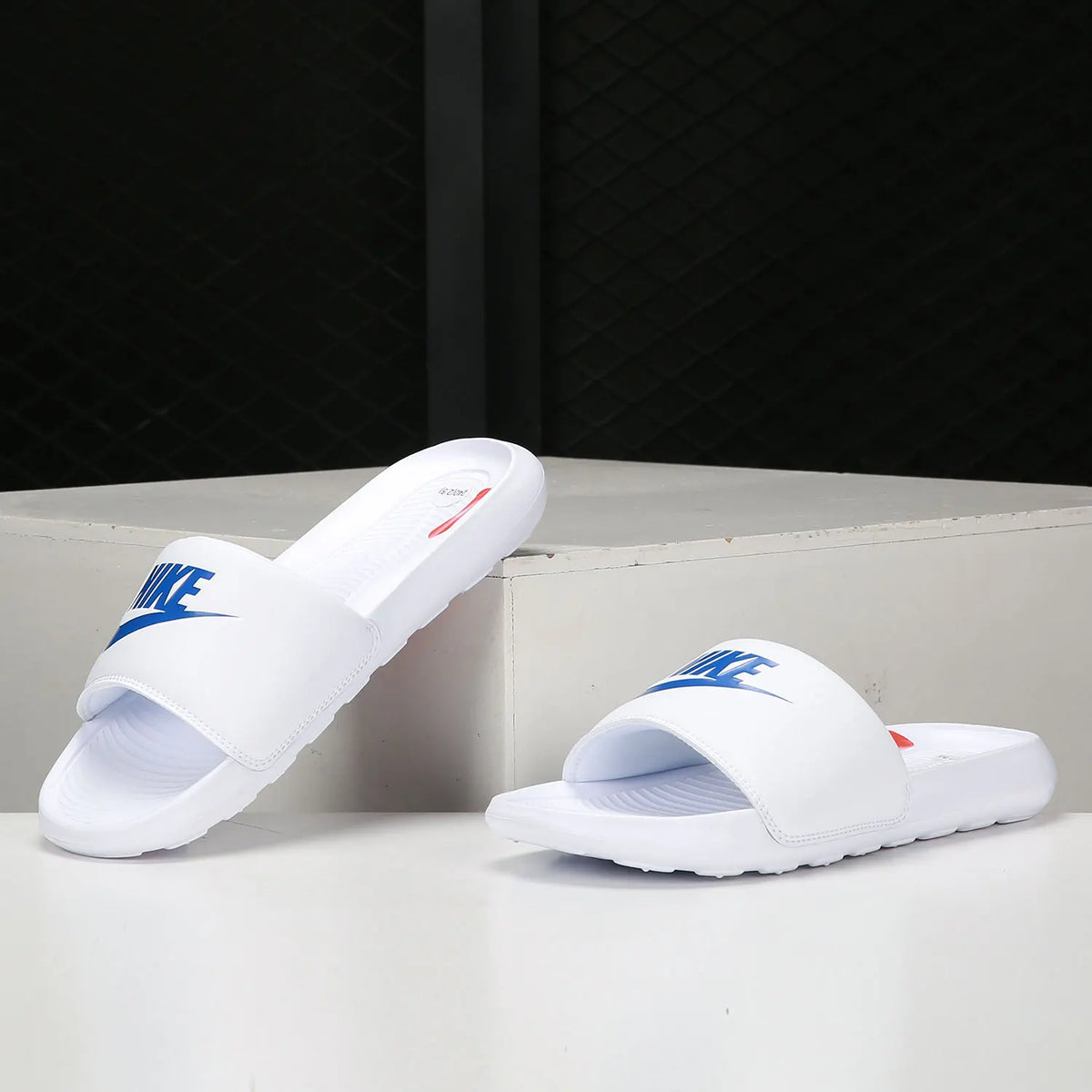 Nike Genuine Men's Lightweight Breathable Foam Sports Sandals CN9675-102