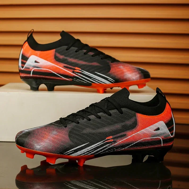 New Men Football Boots Match Soccer Shoes FG Ultralight Drop Shipping Training Shoes Cleats Outdoor Soccer Non-Slip Long Spikes