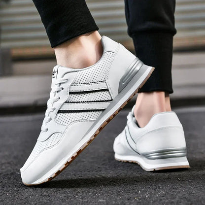 Autumn Sports Shoes Men's Flat Running White Durable Classic Casual Shoes Low Cut Trendy  Fashionable Hiking and Walking Shoes