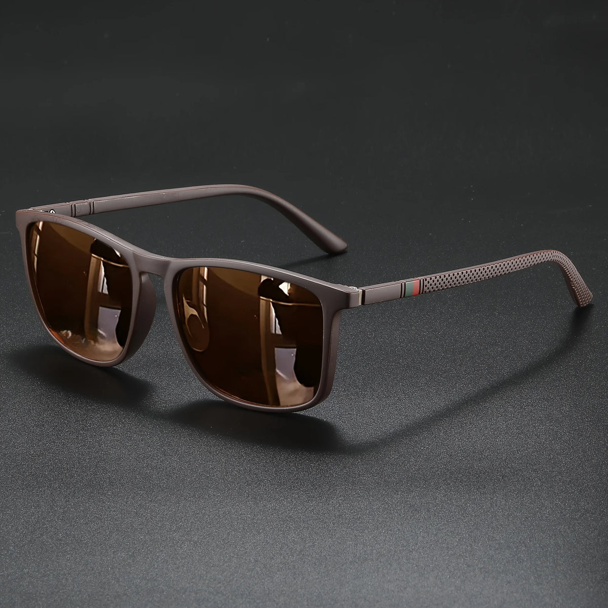 Classic Fashion Square Sunglasses - Lightweight Frame with Red/Green Stripe Temples, UV400 for Travel & Daily Wear