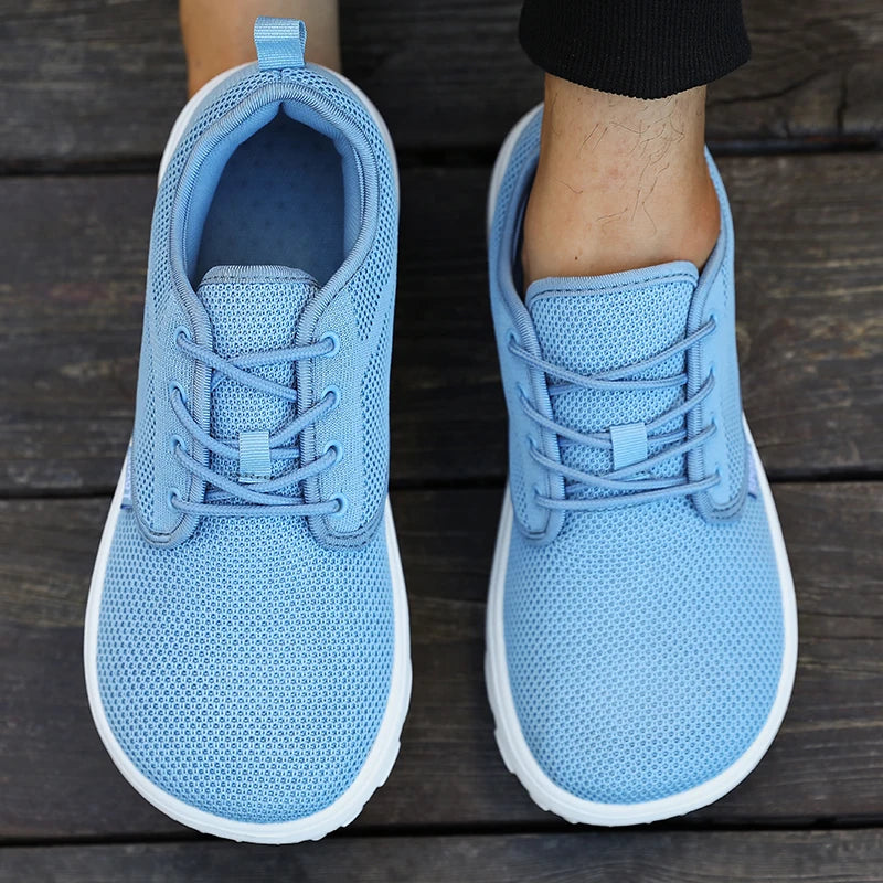 Lightweight Men's Sports Shoes with Wide Foot Mesh and Quick Drying Design, Breathable Outdoor Hiking Shoes for Women Trainers