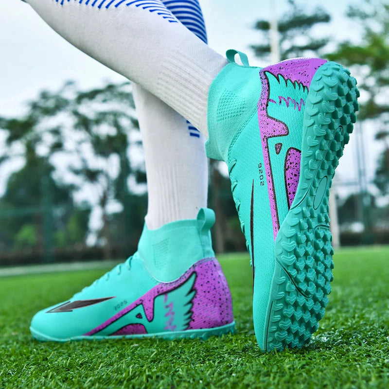 New Men Soccer Shoes High-quality Indoor Football Boots Sports Shoes Futsal High Ankle Non-Slip Outdoor Ultralight Non-Slip