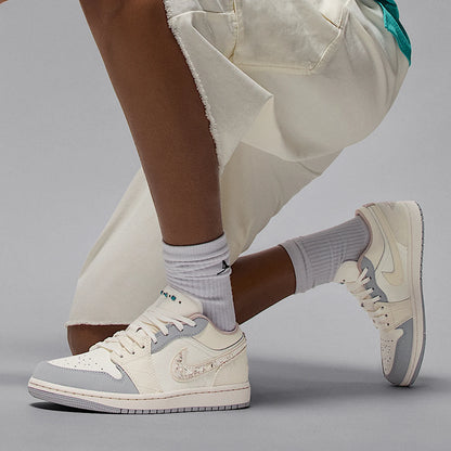 Nike genuine Air Jordan 1 Low Women's Durable Sports Shoes IH7323-100