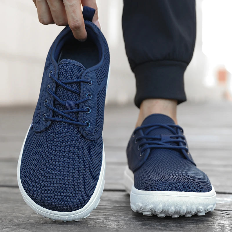 Lightweight Men's Sports Shoes with Wide Foot Mesh and Quick Drying Design, Breathable Outdoor Hiking Shoes for Women Trainers