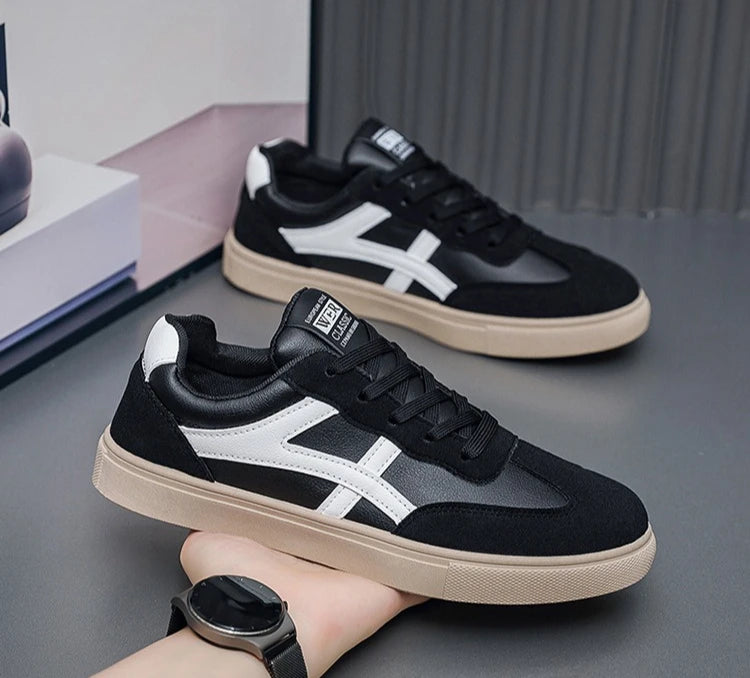Men's Casual Shoes  New Fashion Lightweight Casual Outdoor Walking Shoes Sneakers Anti-slip Flat Men's Shoes