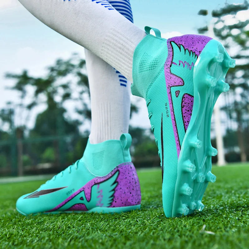 New Men Soccer Shoes High-quality Indoor Football Boots Sports Shoes Futsal High Ankle Non-Slip Outdoor Ultralight Non-Slip