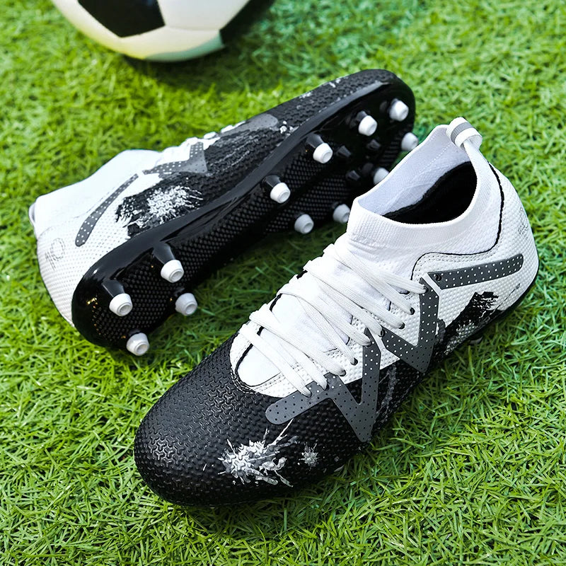 New Men Football Shoes Society Cleats Professional Soccer Shoes Indoor Fast Football Field Boots Sneaker Boy Original Training