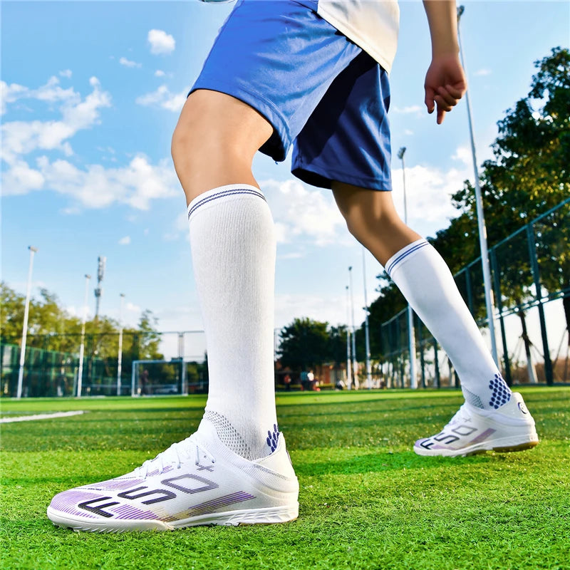 Men Soccer Shoes Professional Football Boots Cleats Ultralight Breathable Non-Slip Grass Training Athletic Match Sports Sneakers