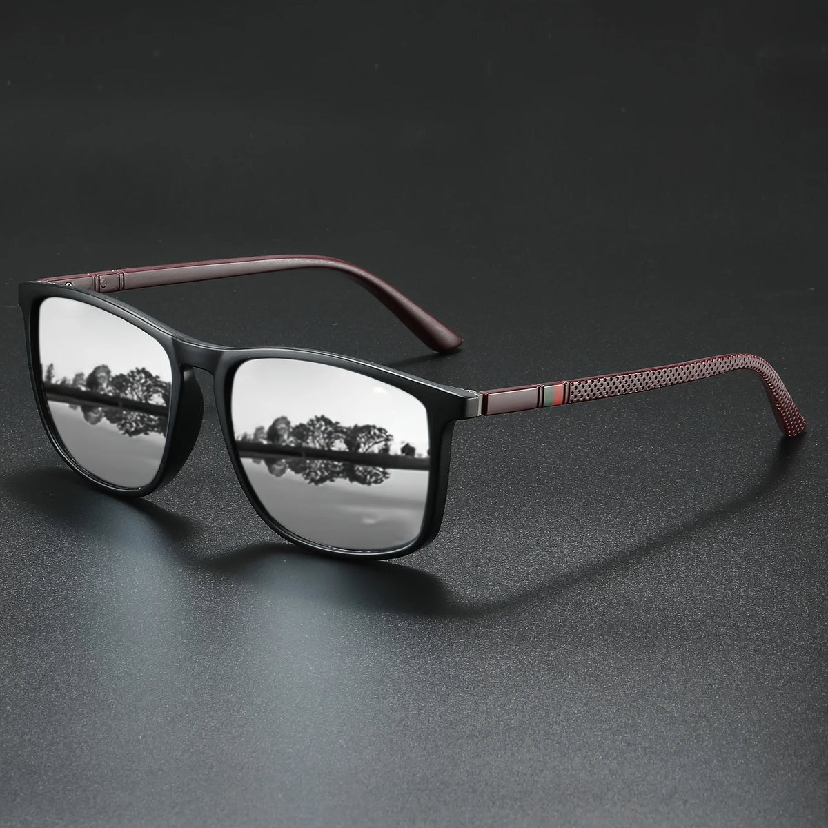 Classic Fashion Square Sunglasses - Lightweight Frame with Red/Green Stripe Temples, UV400 for Travel & Daily Wear