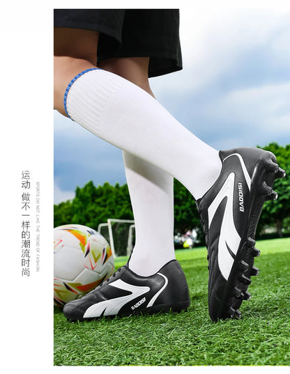 New Professional Men Soccer Shoes Adult Football Sneakers Indoor Futsal Ultralight Non-Slip Sport Wear-Resistant Footboot Boots