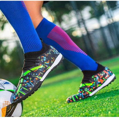 Turf Soccer Cleats Professional Men Football Boots Breathable Mesh Youth Soccer Shoes Anti Skid Male Sneakers Society Chuteira