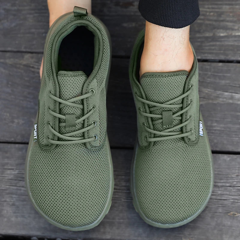 Lightweight Men's Sports Shoes with Wide Foot Mesh and Quick Drying Design, Breathable Outdoor Hiking Shoes for Women Trainers