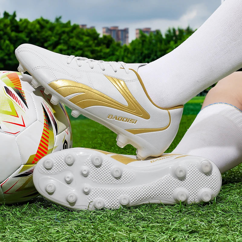 New Professional Men Soccer Shoes Adult Football Sneakers Indoor Futsal Ultralight Non-Slip Sport Wear-Resistant Footboot Boots