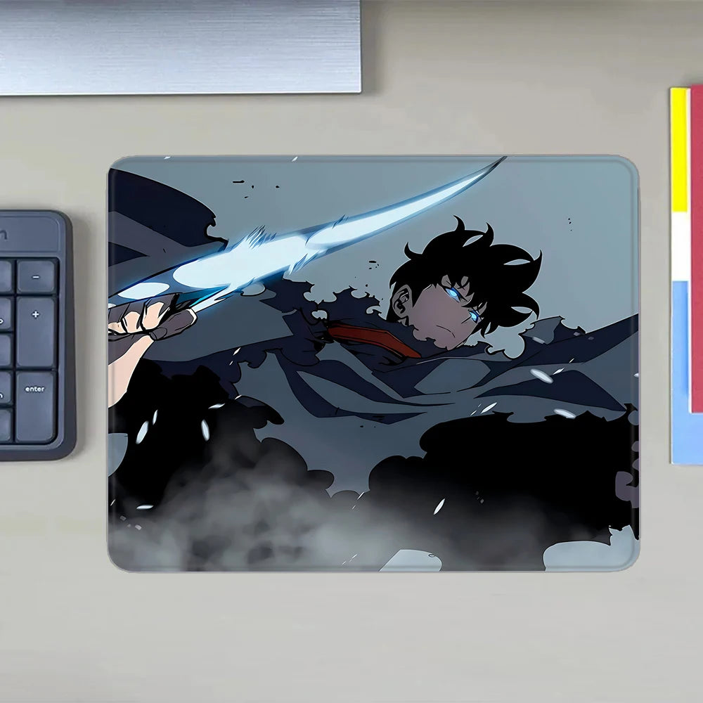 Oblíbená herní podložka pod myš s motivem komiksu Solo Leveling, XS malá podložka pod myš pro PC hráče, dekorace na stůl, kancelářská podložka pod myš, deskmat, kobereček