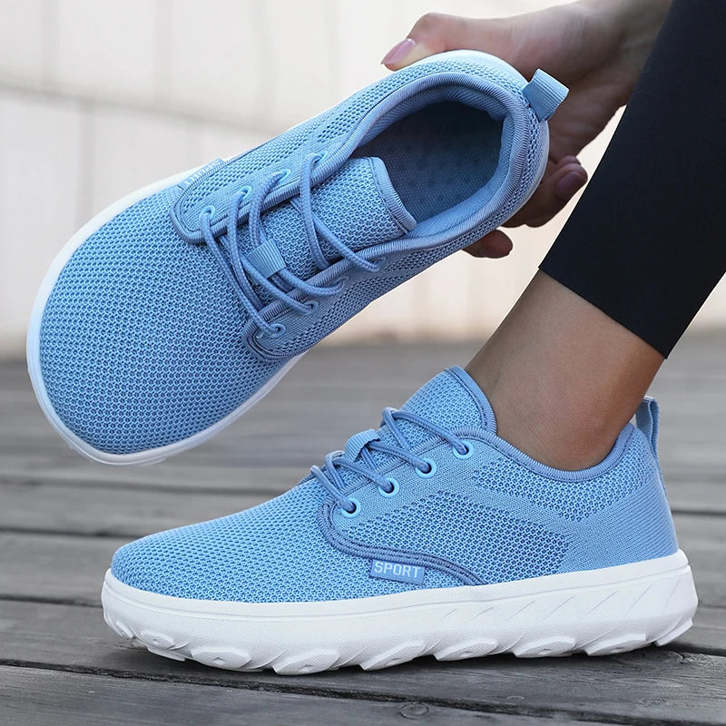 Lightweight Men's Sports Shoes with Wide Foot Mesh and Quick Drying Design, Breathable Outdoor Hiking Shoes for Women Trainers