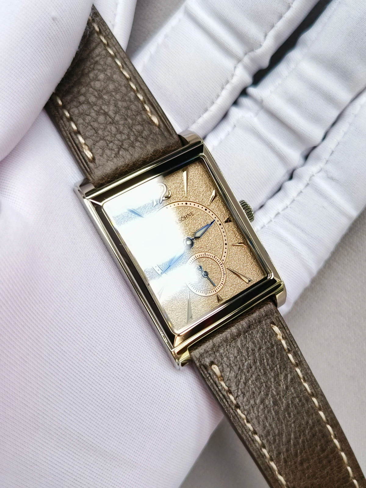 2026 Specht&Söhne Ultra Thin 7.5mm Rectangular Watch Japan Quartz Movt Small Seconds Sandblasted Dial Grey Leather Strap Watch