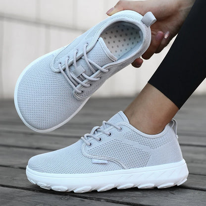 Lightweight Men's Sports Shoes with Wide Foot Mesh and Quick Drying Design, Breathable Outdoor Hiking Shoes for Women Trainers