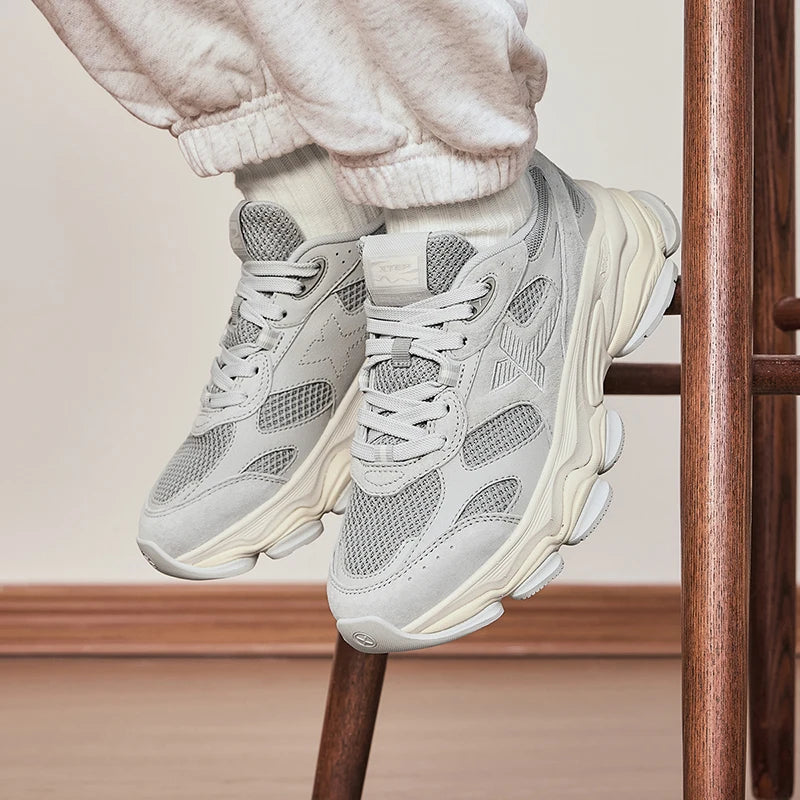 Xtep Chinoiserie Casual Shoes Female 2025 Spring Increase Thick Sole Sports Shoes Outdoor Vintage Fashion Sneakers 875118320006
