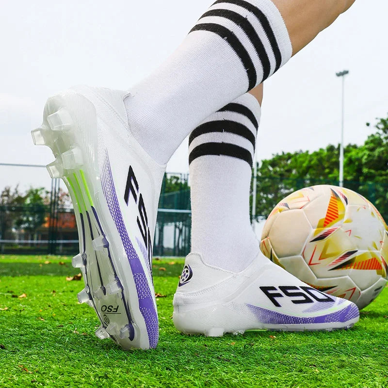 New High Quality Men Football Shoes Anti-Slip Soccer Cleats Breathable Training Sneakers Durable Wear Resistant Outdoor
