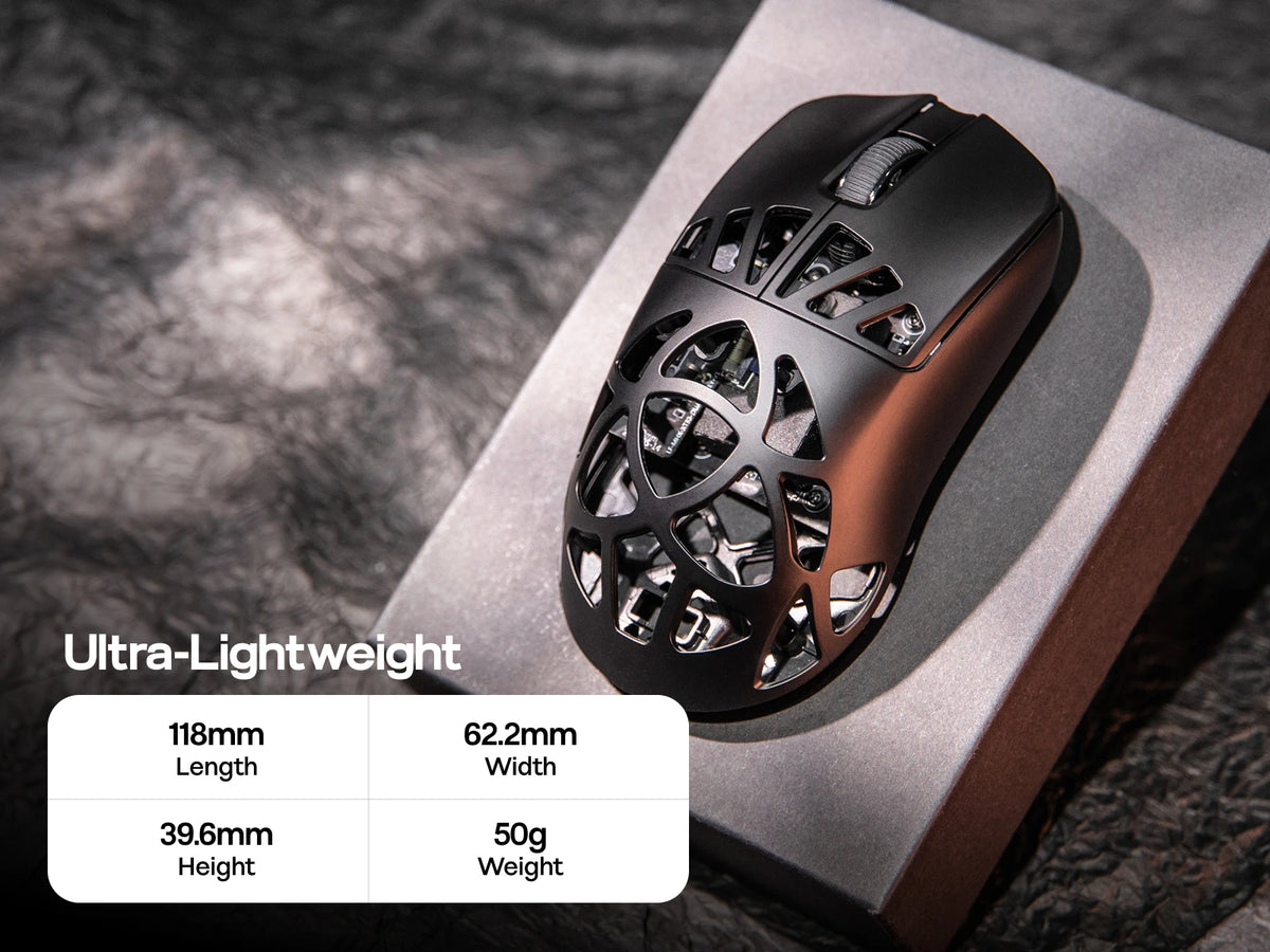 Mouse da gaming wireless EPOMAKER Carbon X cablato/2.4G/BT, da 400 a 30,000 DPI regolabili, con sensore PAW3950 per PC/Mac/Linux