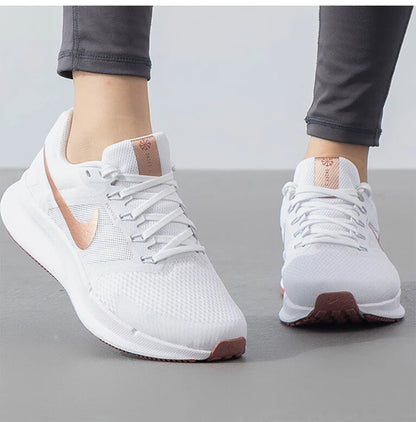 Nike genuine genuine W Nike Run Swift 3 Women's Breathable Running Shoes DR2698-105