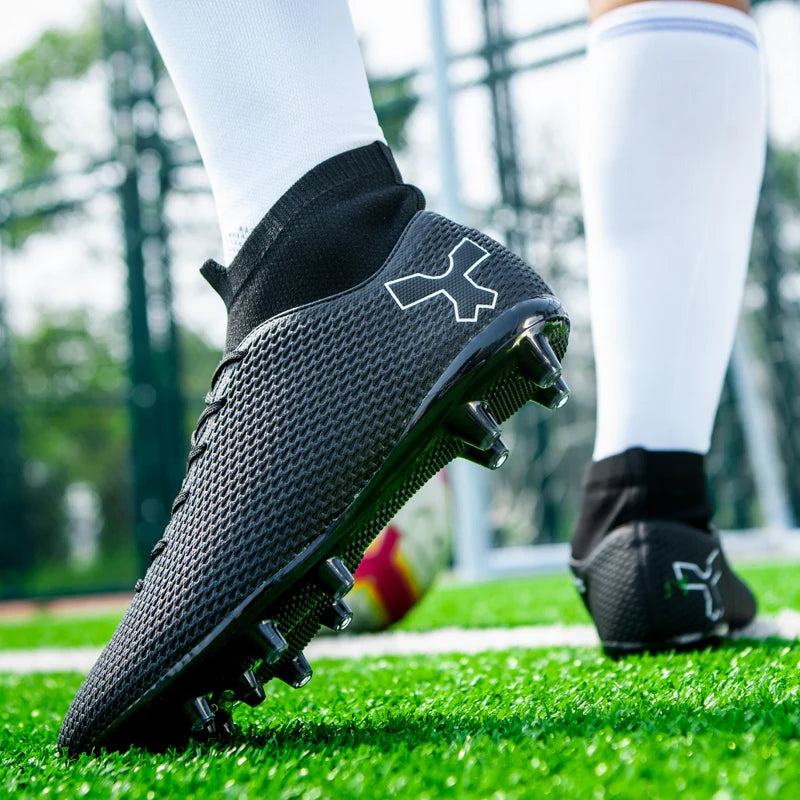 Men Quality Soccer Shoes Durable Boys Football Boots Lightweight Children Football Shoes Futsal Training Sneakers Soccer Cleats