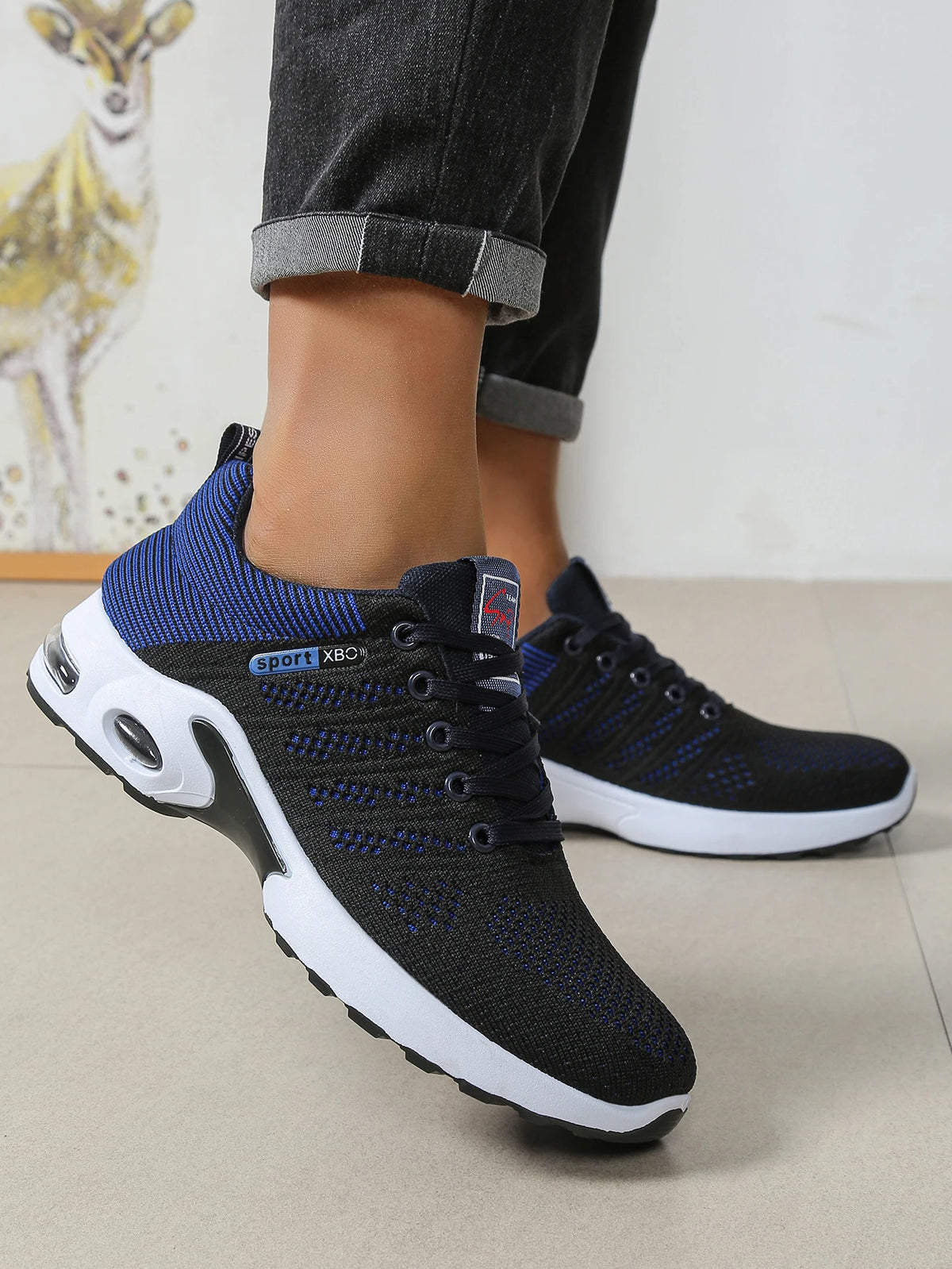 Men's casual sports shoes, breathable mesh lace-up versatile sports shoes