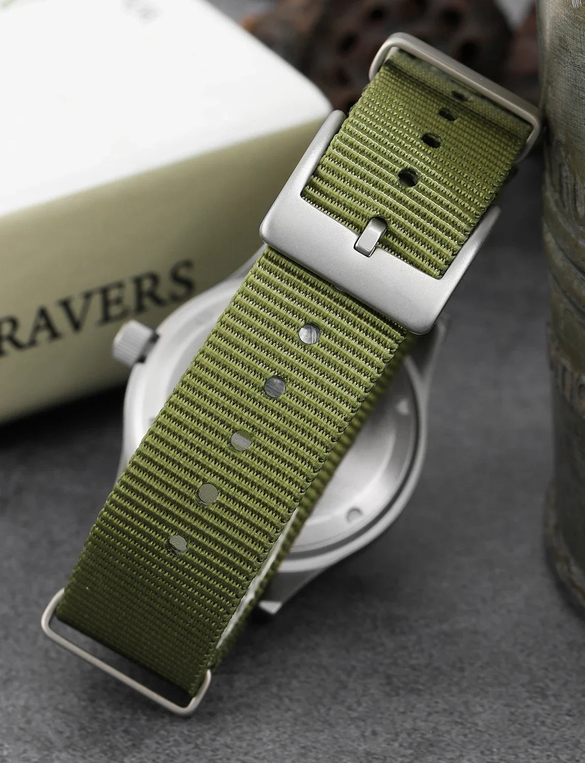 Militado D12 Quartz Watch Men VD78 Movement Domed Sapphire Crystal V2 Clear AR Coating Wristwatch 10Bar Water Resistance Watches