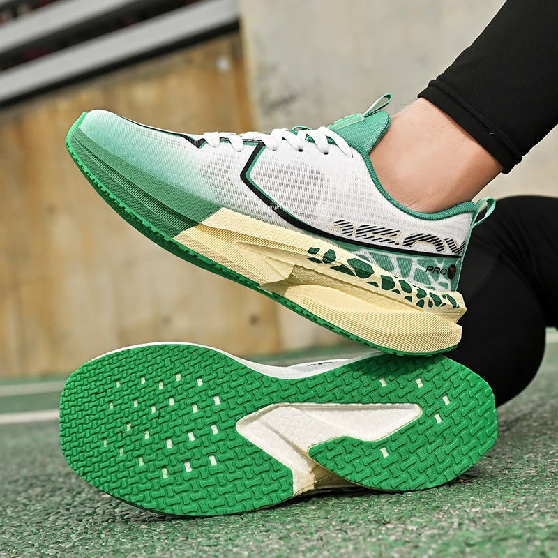 Mens Sports Shoes New Marathon Casual Sports Lightweight Running Shoes Youth Comfortable Mesh Cushioning Outdoor Fitness Shoes