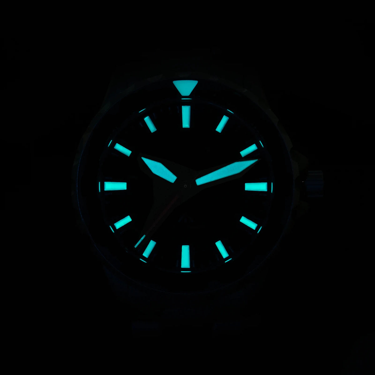 Militado ML16 Quartz Watch VH31 Sweep Movement Sapphire Super Luminova Watches Stainless Steel 200m Waterproof Wristwatch