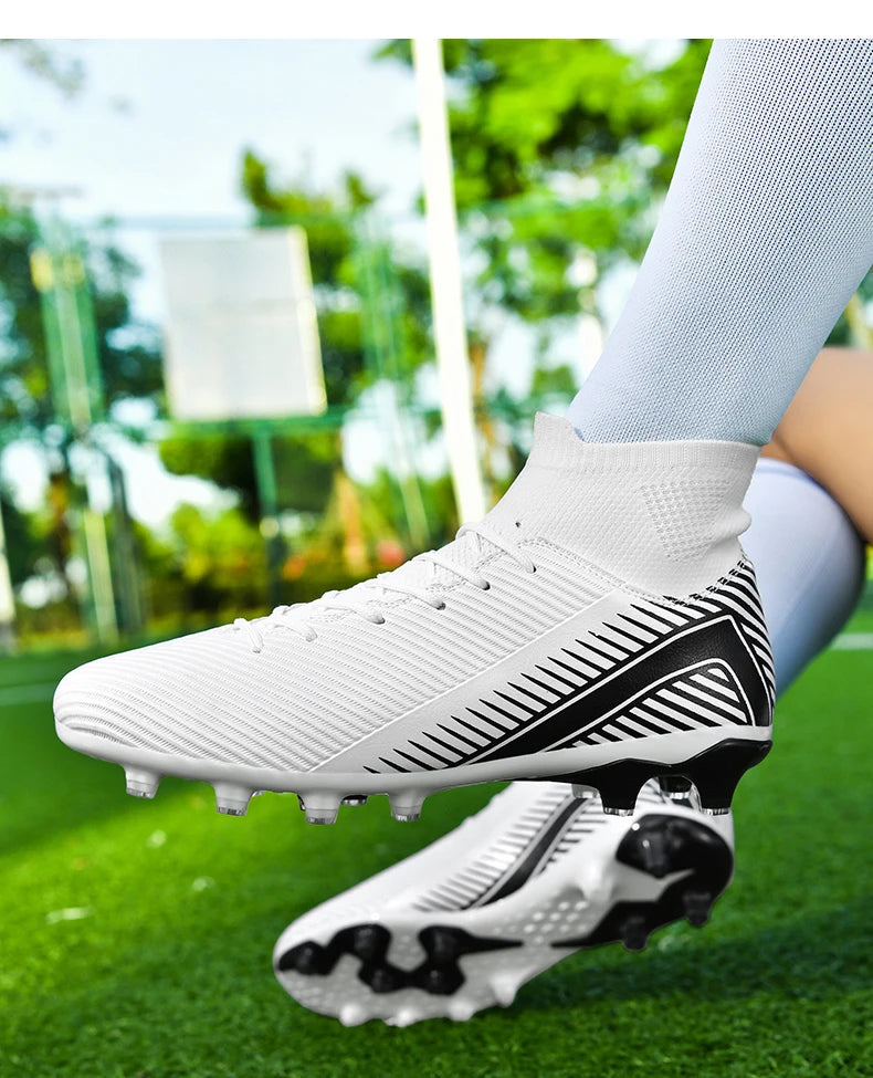 New Men Professional Soccer Shoes Non-slip Football Boots Unisex Breathable Futsal Sports New Cleats Drop Shipping Ultralight