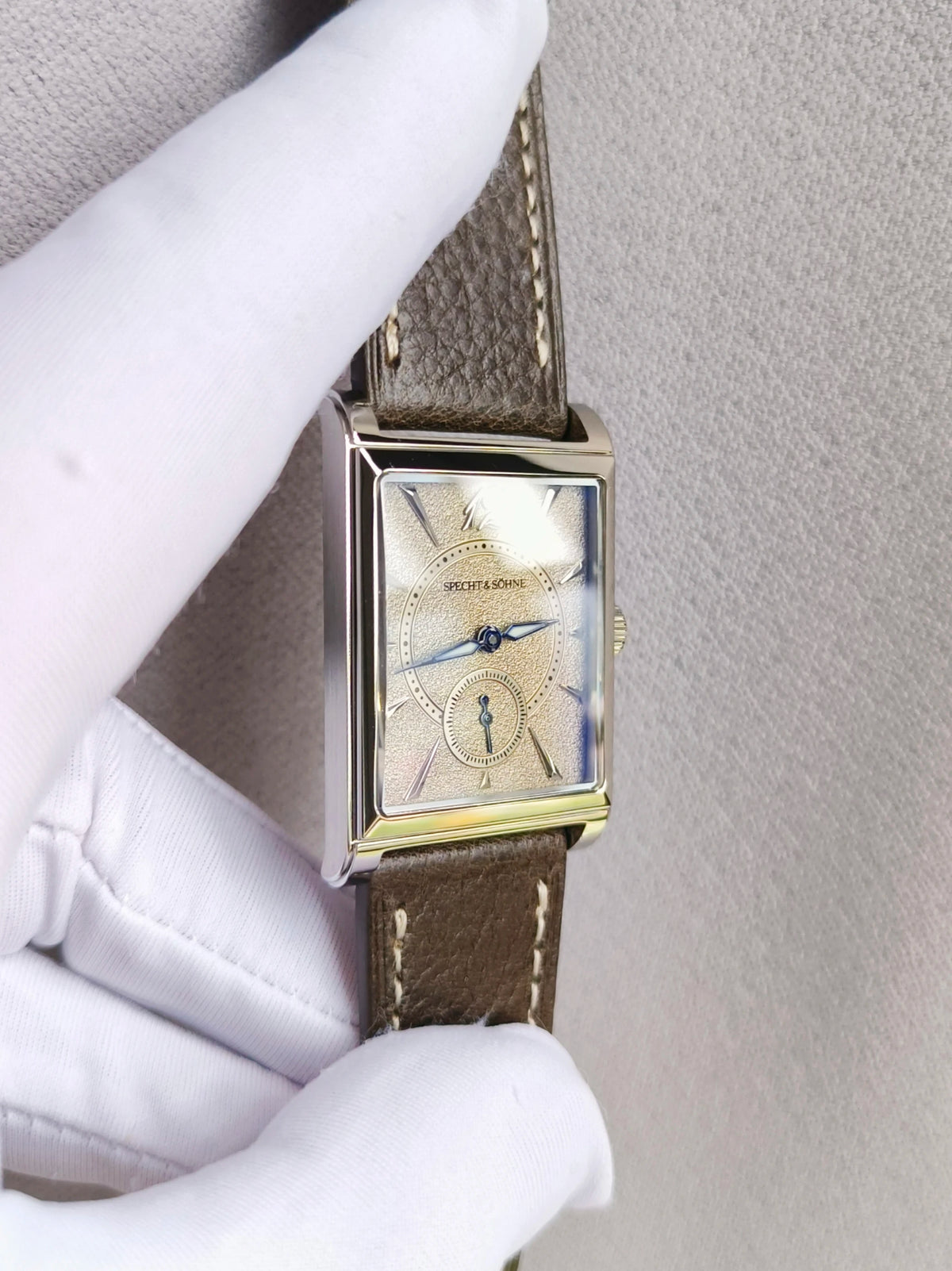 2026 Specht&Söhne Ultra Thin 7.5mm Rectangular Watch Japan Quartz Movt Small Seconds Sandblasted Dial Grey Leather Strap Watch