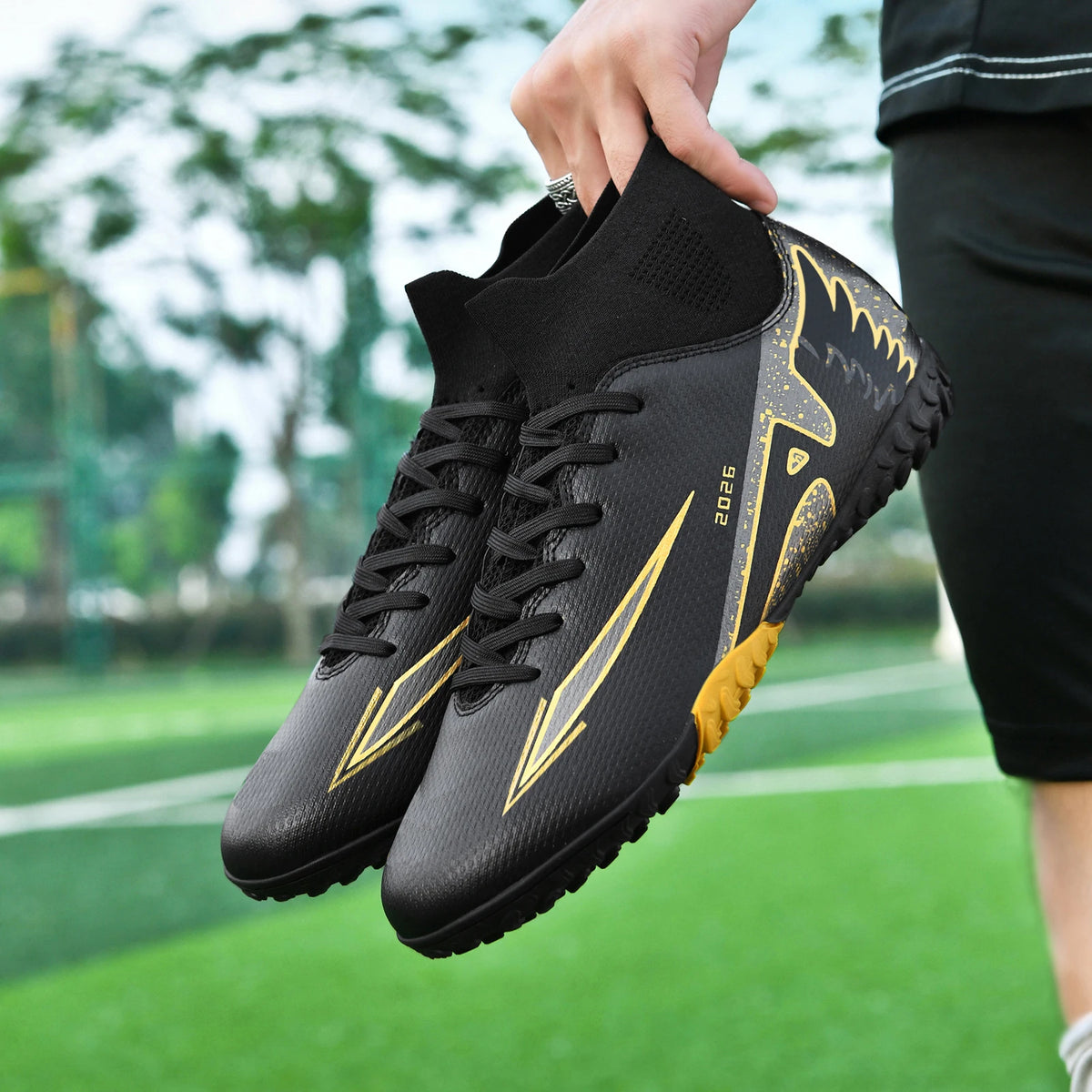 Professional Football Boots Man Soccer Shoes Adult's Society Football Cleat Ultralight Training Soccer Outdoor Sports Sneakers