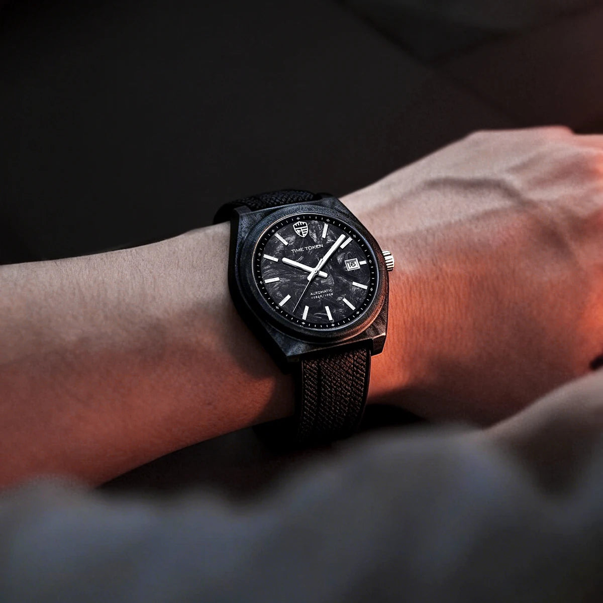 Leuchtende Automatikuhr aus Carbonfaser, 40 mm, Luxus-Taucheruhr, 100 m wasserdicht, Automatikuhr für Herren, Japan Miyota 8215 Uhrwerk
