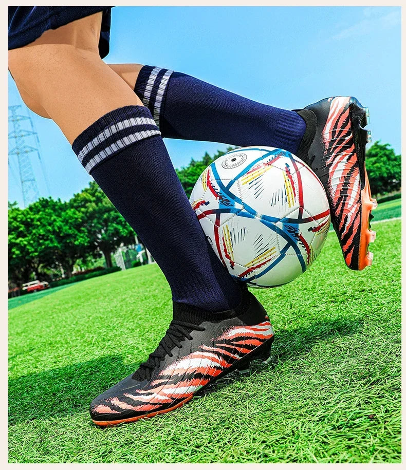 New Men Match Unisex Soccer Shoes Outdoor Adult Cleats Ultralight Football Boots Sport Non-Slip Comfortable Grass High-quality