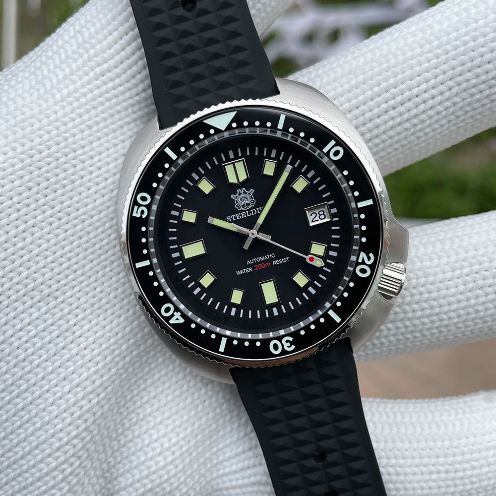 SD1970 Marca STEELDIVE, 44 mm, vidro de safira com revestimento AR transparente, luneta em cerâmica, movimento NH35, relógio de mergulho automático «Turtle»