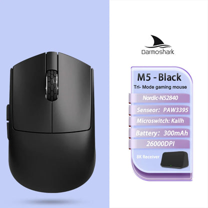 Mouse gaming wireless Darmoshark M5Air in fibra di carbonio forgiata 8K PAW3950 30K DPI per mani piccole, presa fingertip, macro di gioco, ultraleggero