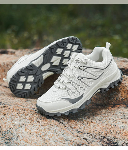 New Large Outdoor Mountaineering Shoes Men Spring and Autumn Mesh Breathable Sneaker Outdoor Travel Hiking Non slip Shoes