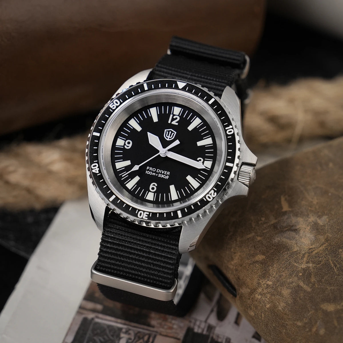 Watchdives WD1980 V3 38mm Men Watch Vintage VH31 Ronda 515 Sweep Seconds Quartz Movement Watches Luminous Sapphire Wristwatch