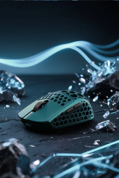 Mouse gaming wireless Darmoshark M5Air in fibra di carbonio forgiata 8K PAW3950 30K DPI per mani piccole, presa fingertip, macro di gioco, ultraleggero
