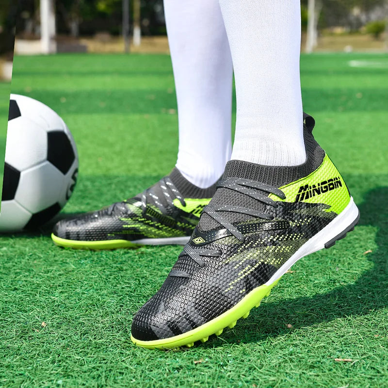Turf Soccer Cleats Professional Men Football Boots Breathable Mesh Youth Soccer Shoes Anti Skid Male Sneakers Society Chuteira