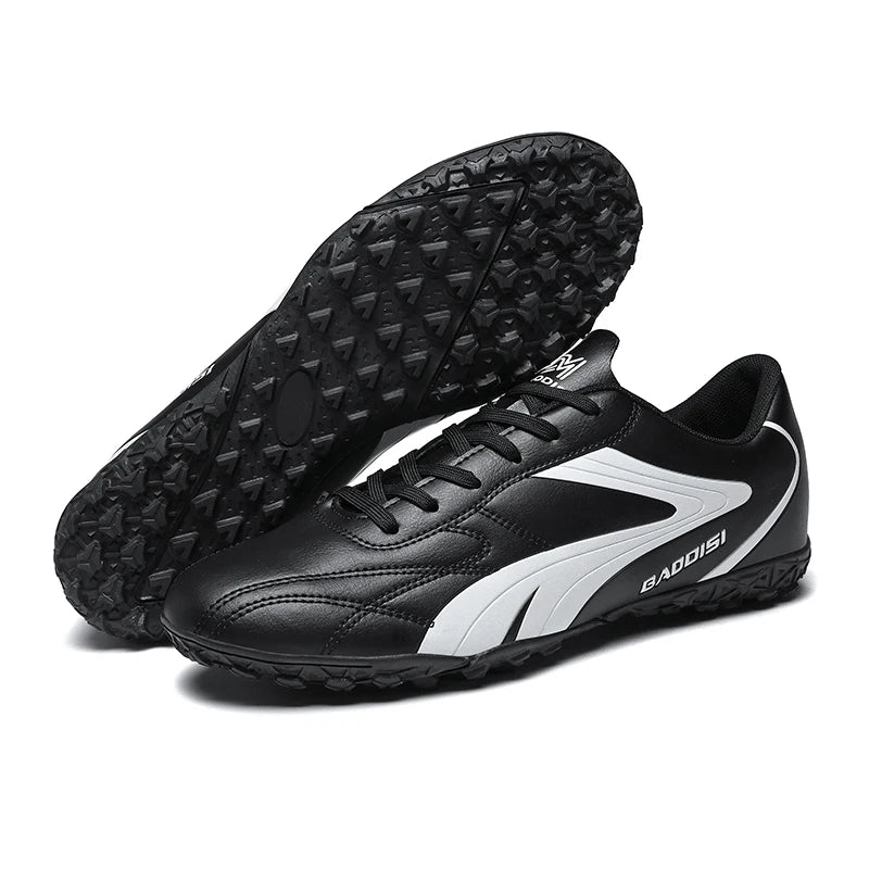 New Professional Men Soccer Shoes Adult Football Sneakers Indoor Futsal Ultralight Non-Slip Sport Wear-Resistant Footboot Boots