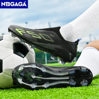 New Men Soccer Shoes Outdoor Anti-Slippery Youth Sports Shoes Ultralight Turf Comfortable Football Boots