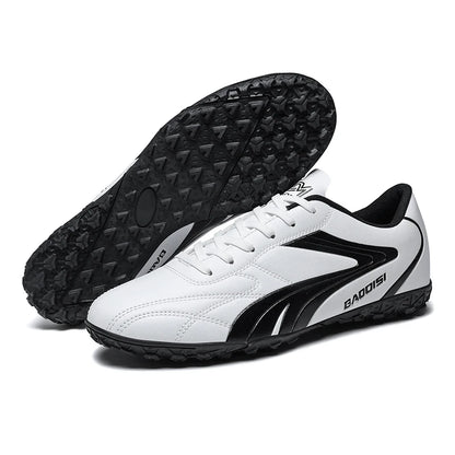 New Professional Men Soccer Shoes Adult Football Sneakers Indoor Futsal Ultralight Non-Slip Sport Wear-Resistant Footboot Boots