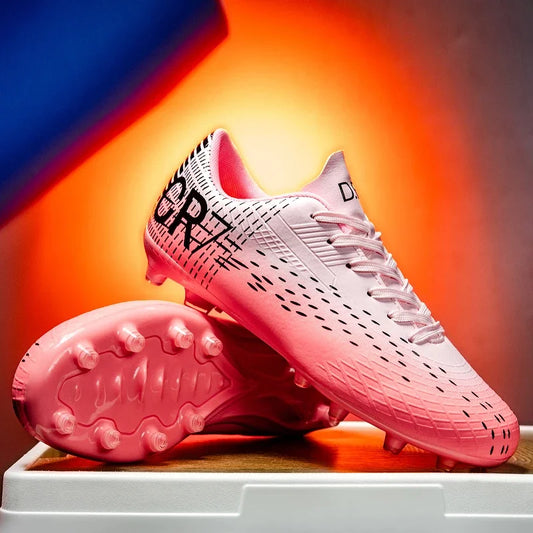 Low Cut Football Cleats Adopting Long TF Studs, Wear-resistant And Flexible, Suitable For Outdoor Field Sports