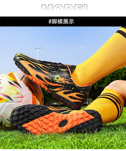 New Man Soccer Shoes Professional Football Boots Sneakers Comfortable Outdoor Match Match Boys Non-Slip Sports Shoes Unisex